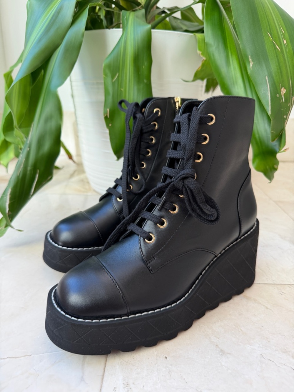Chanel 2024 Interlocking CC Logo Combat Wedge Lambskin Lace Up Ankle Boots 36.5 - Picture 5 of 16